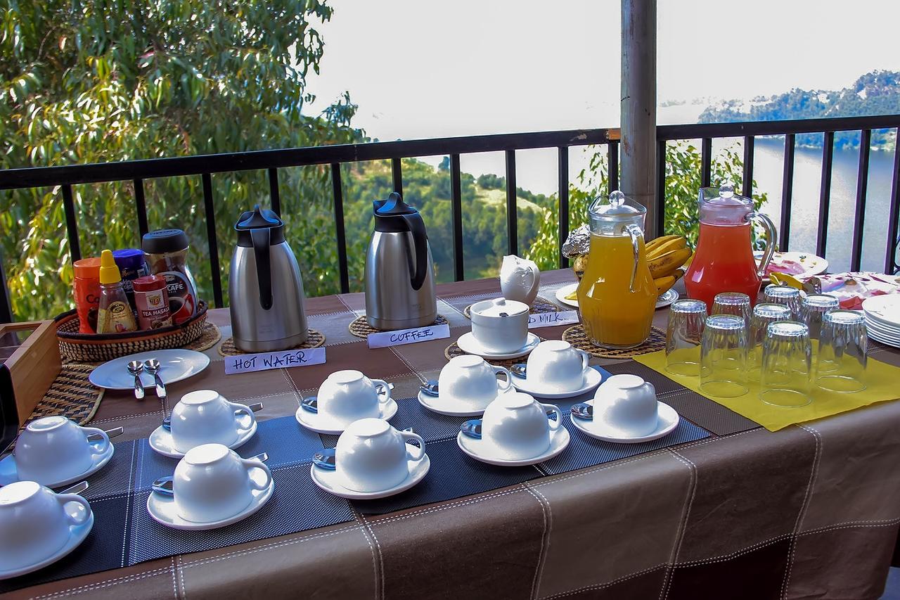 Lake Mulehe Gorilla Lodge Kisoro Esterno foto