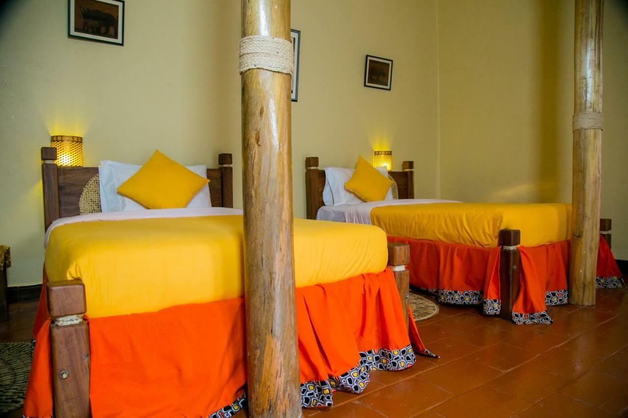 Lake Mulehe Gorilla Lodge Kisoro Esterno foto